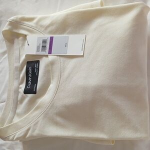 #2 CALVIN KLEIN  TOP